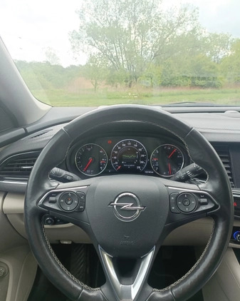 Opel Insignia cena 60900 przebieg: 153000, rok produkcji 2017 z Wrocław małe 277